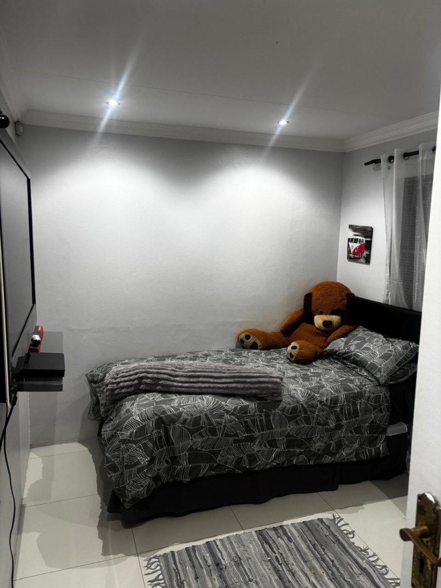 3 Bedroom Property for Sale in Strandfontein Village Western Cape